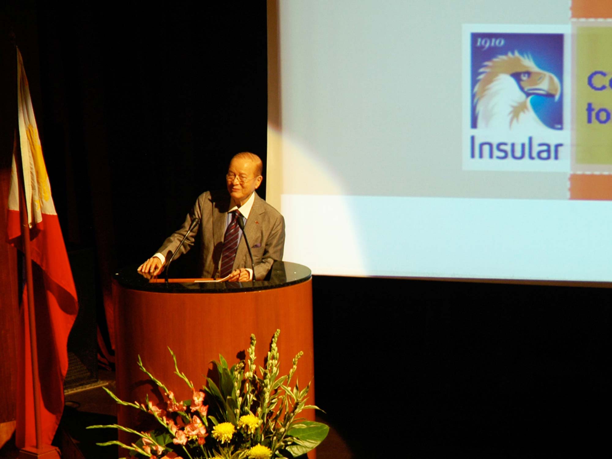 Brand Consultancy in Financial Services Industry. Launch of Insular.